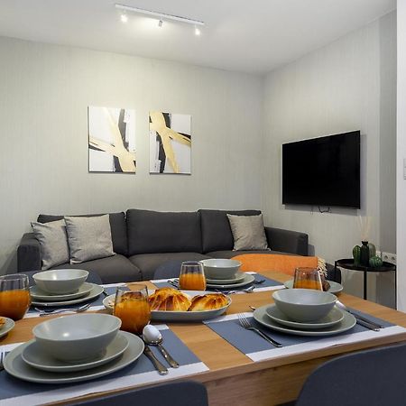 Whome Lisbon'S Best Kept Secret: 2-Bed W/Ac & Patio Exterior photo
