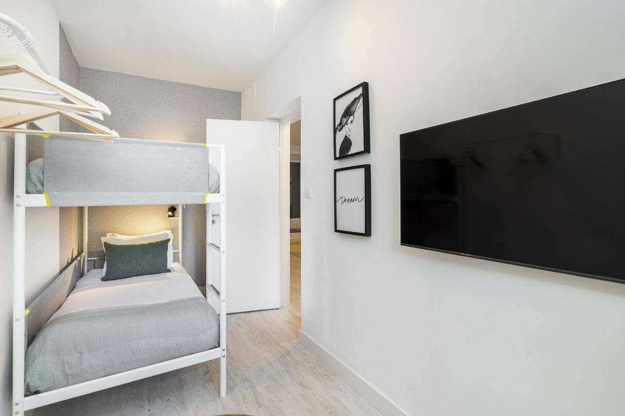 Whome Lisbon'S Best Kept Secret: 2-Bed W/Ac & Patio Exterior photo